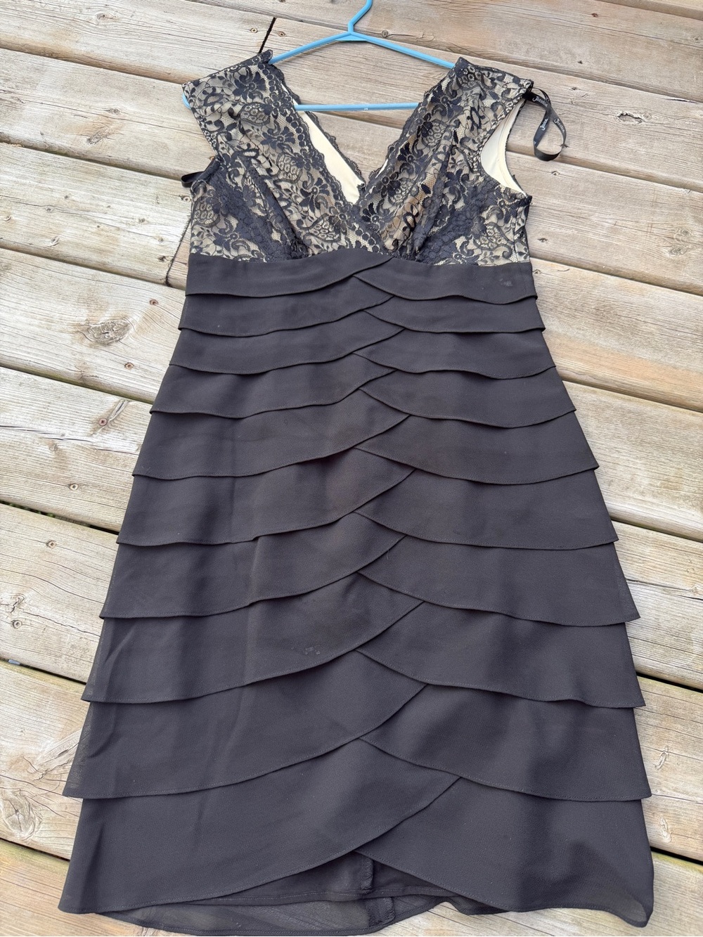 Jessica Black Lace Cocktail Dress Size 8 Layered Ruffle Handkerchief Skirt Y2K